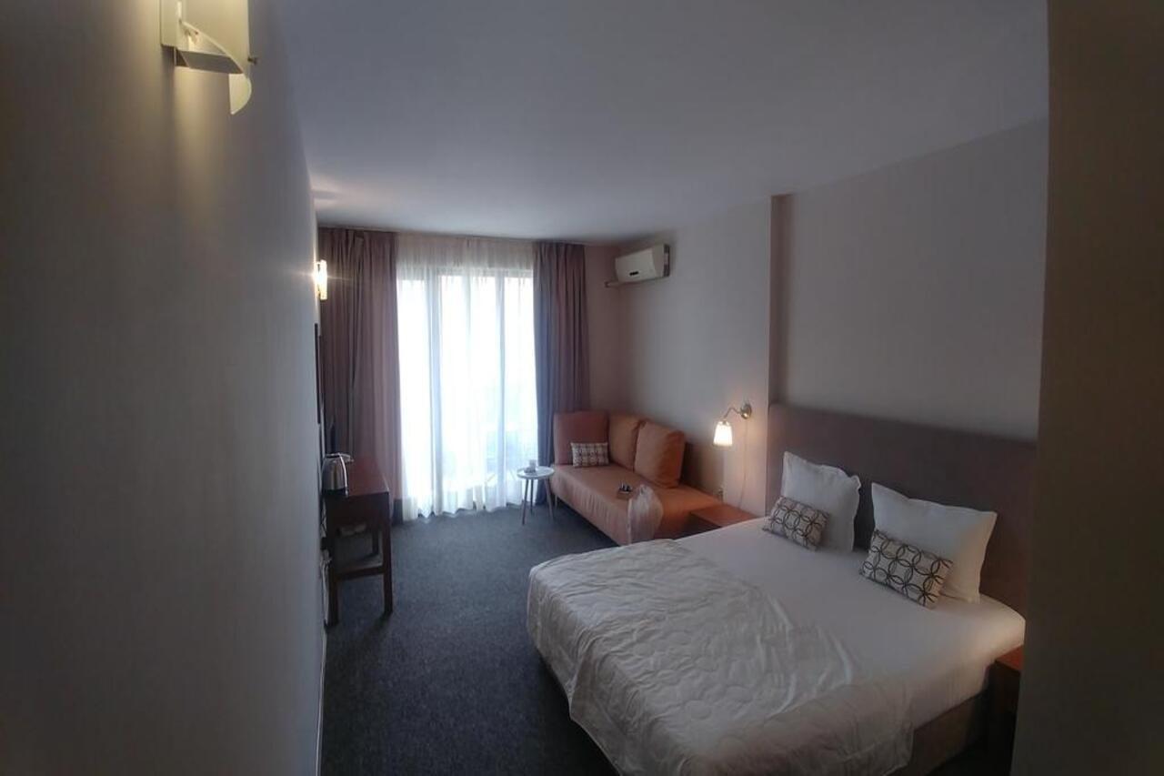 Family Hotel Muses Созополь Экстерьер фото