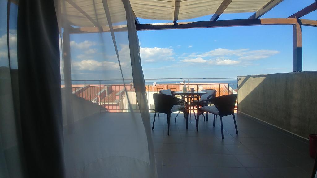 Family Hotel Muses Созополь Экстерьер фото