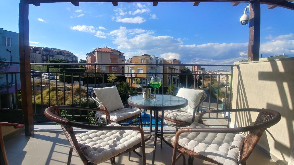 Family Hotel Muses Созополь Экстерьер фото