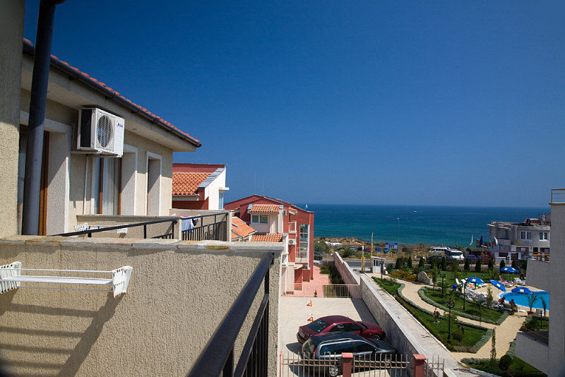 Family Hotel Muses Созополь Экстерьер фото